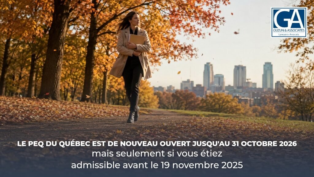 Une jeune femme marche d'un pas pressé avec un dossier de documents dans un parc montréalais en automne